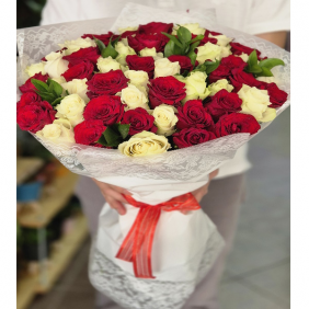  Antalya  Flower Delivery 61 Red-White Rose-FLA43