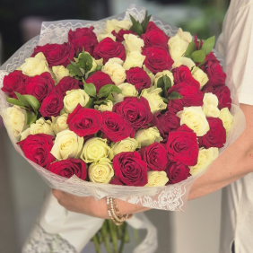  Antalya  Flower Delivery 61 Red-White Rose-FLA43